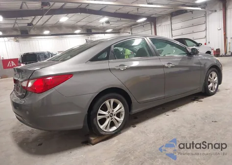 2013 Hyundai Sonata Limited z USA, uszkodzony, nr VIN 5NPEC4AC0DH600121